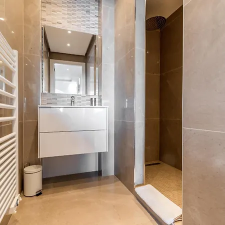 Adriana By Terry's Homes Waterfront Seaview Διαμέρισμα Κάννες