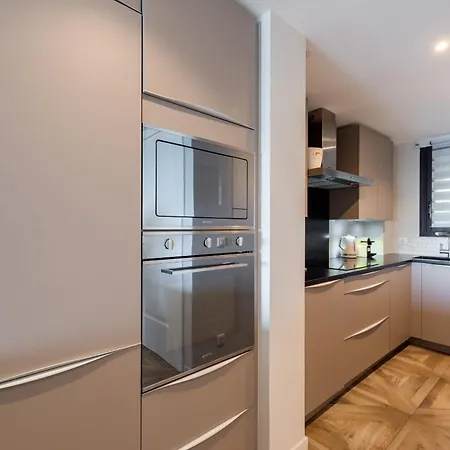 Adriana By Terry's Homes Waterfront Seaview Κάννες